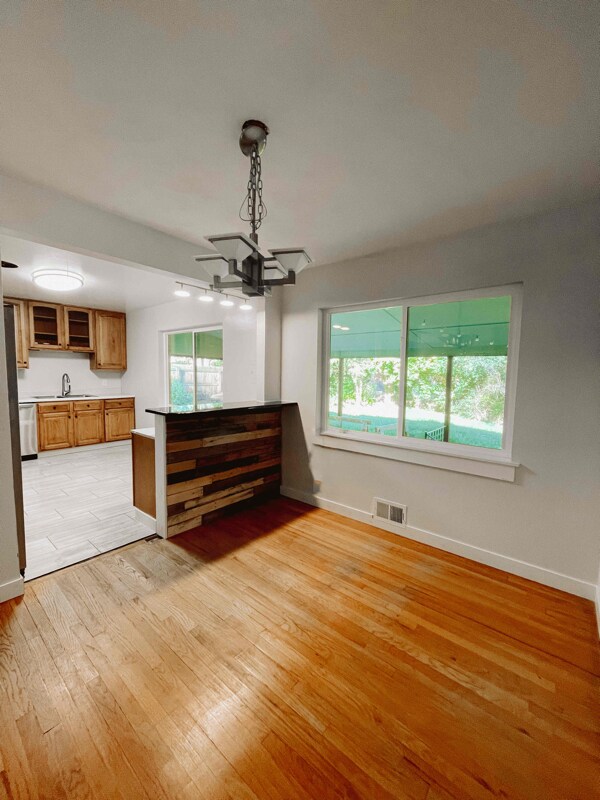 Building Photo - 2858 S Zurich Ct
