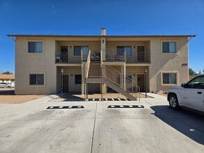 Building Photo - 470 Serenity Ct