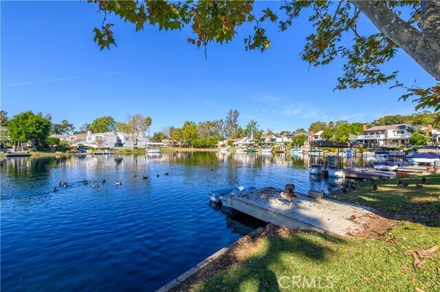 Foto del edificio - 22551 Overlake Dr