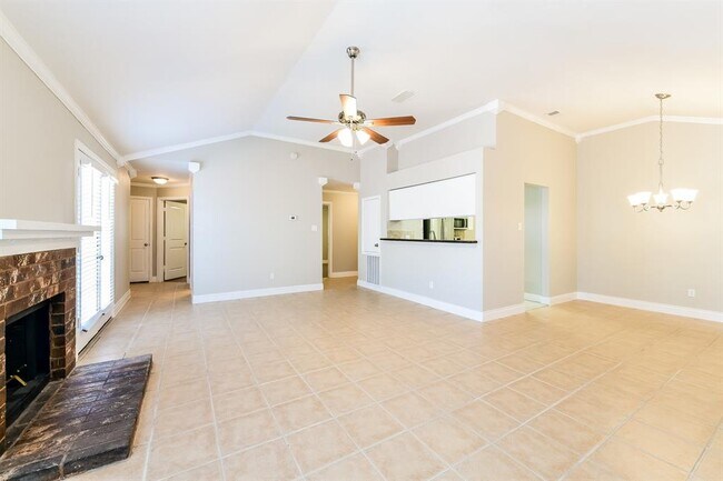 Foto del edificio - 17422 Lobo Trail