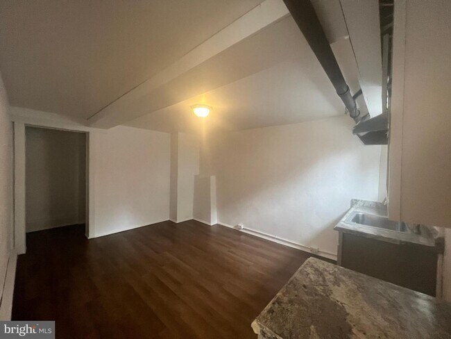 Foto del edificio - 609 Piedmont Ave