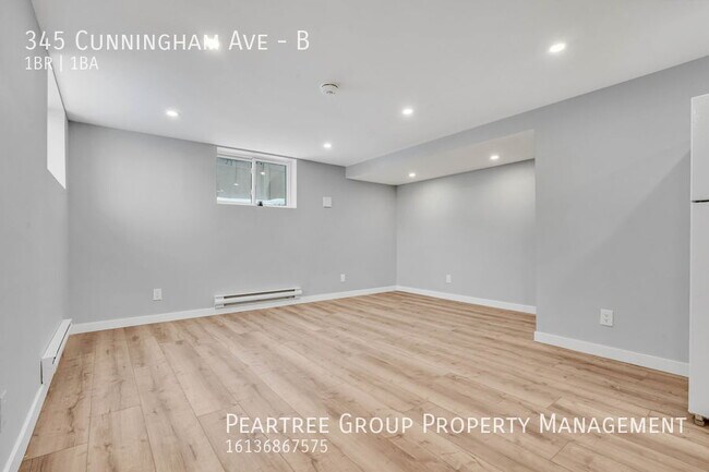 Photo du bâtiment - Captivating Cunningham-1+Den for rent in Ottawa!!!!