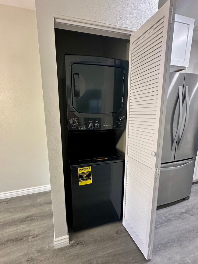 Photo - 7860 Montecito Ln House