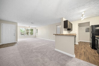 Building Photo - The Greens at Cascade Apartment Homes