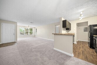 Building Photo - The Greens at Cascade Apartment Homes