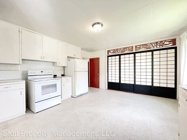 Building Photo - 3 br, 1 bath House - 2954 Kahaloa St.