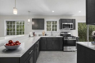 Building Photo - Crown Court