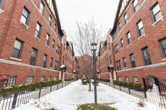 Building Photo - 2700 N Spaulding Ave