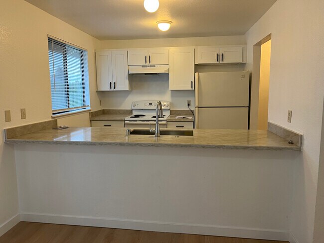 Foto del edificio - 18510 Blueberry Ln