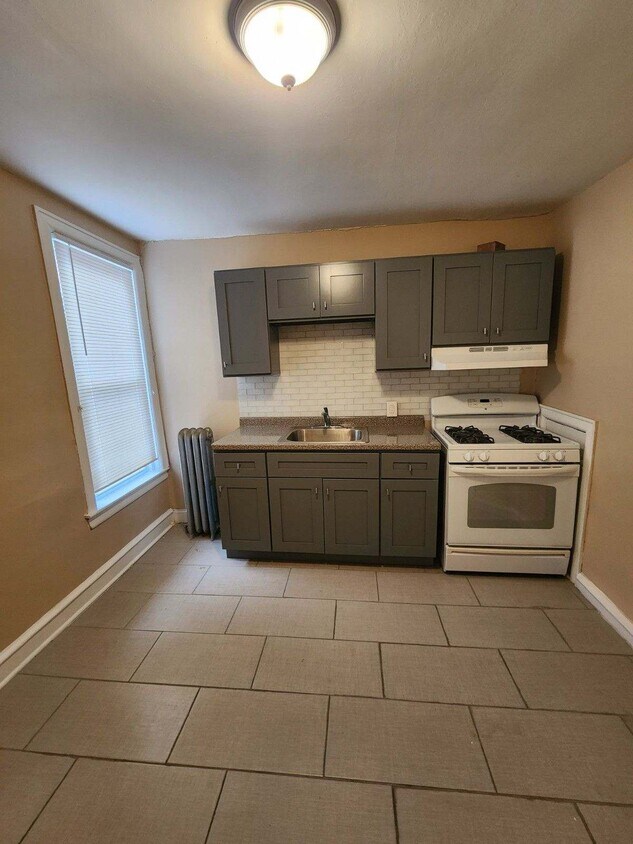 Foto principal - 1810 W Ruscomb St
