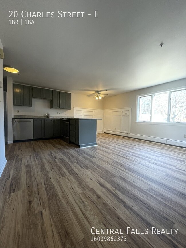 Building Photo - 20 Charles St