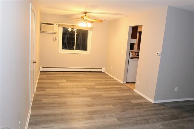 Foto del edificio - 7191 Hart St