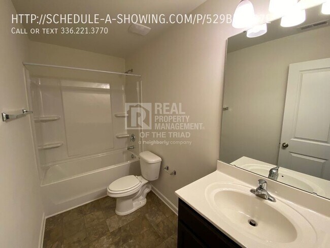Foto del edificio - Brightwood Farms 4BR/2.5BA Home on Cul-De-Sac