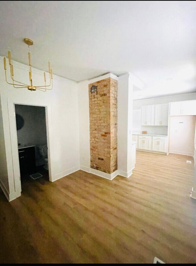 Building Photo - Renovated with Modern Upgrades