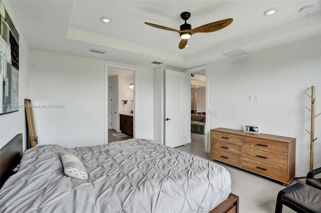 Foto del edificio - 4536 Silverwood Ln N