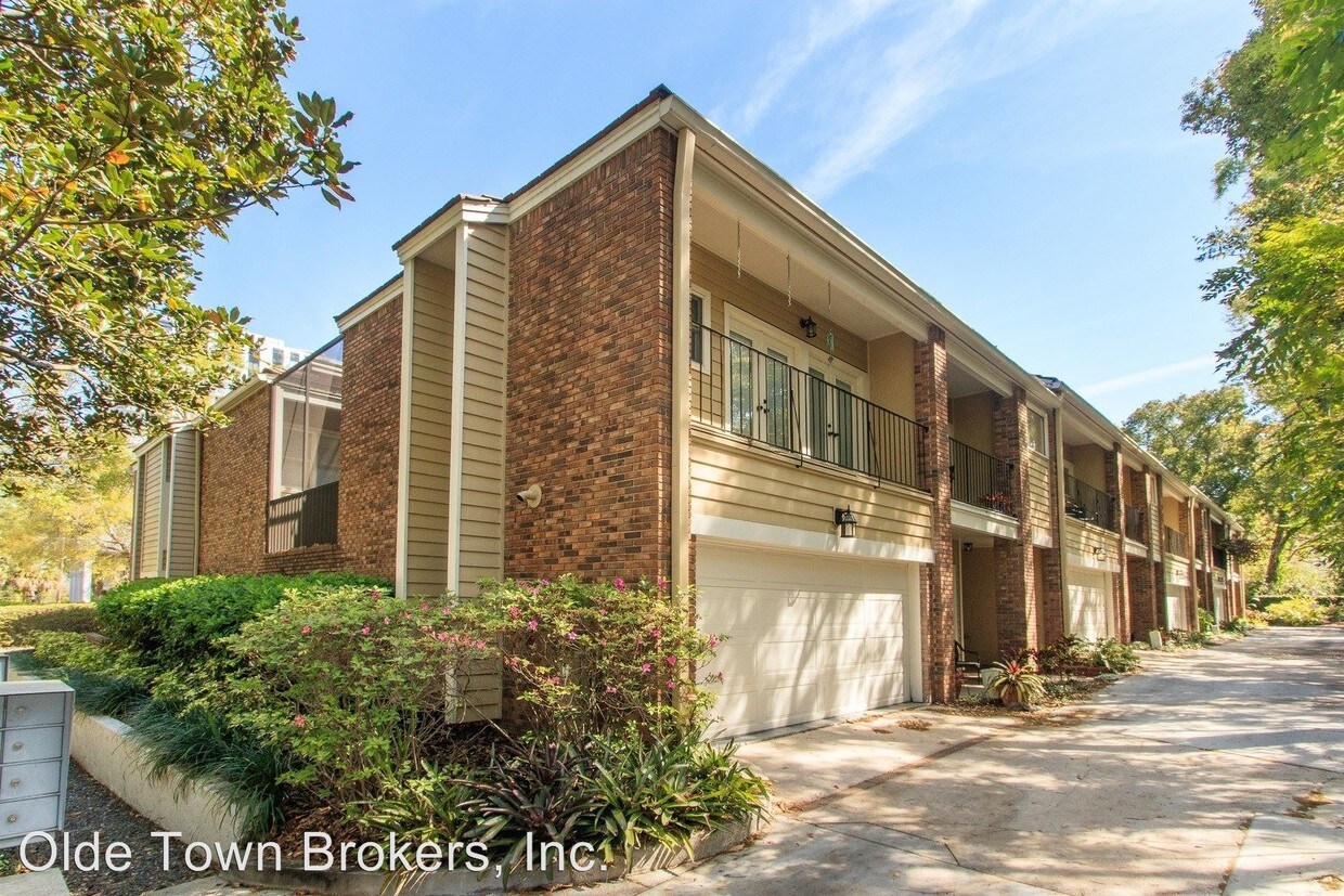 Foto principal - 605 Broadway Ave