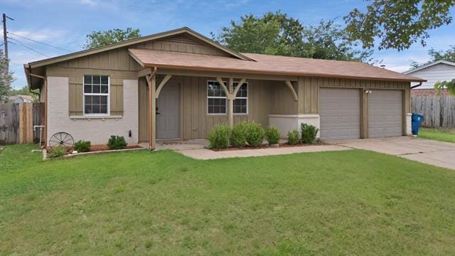 Building Photo - 824 E Prairie View Rd