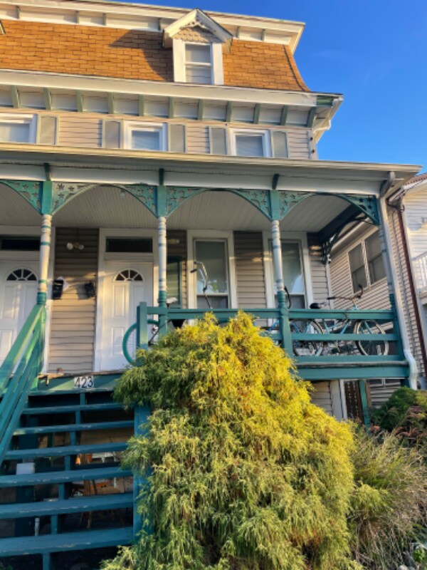 423 Central Ave Unit First Floor, Ocean City, NJ 08226 Apartment for