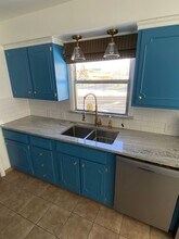 Building Photo - 4049 Taylor Ave