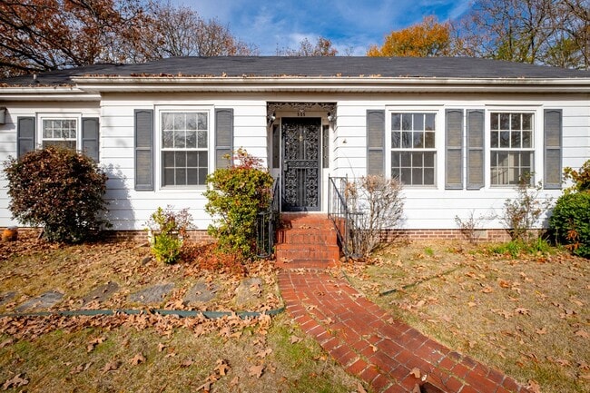Building Photo - Park Hill Home with Original Details and Updated Kitchen