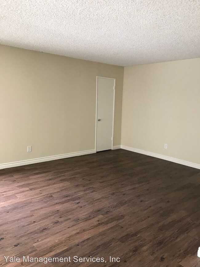 Foto del edificio - 8361 Northgate Ave