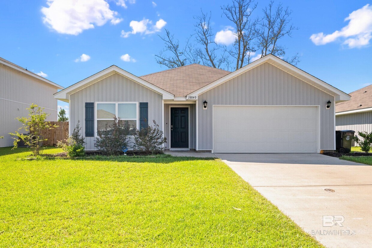 Primary Photo - 18840 Chipola Dr