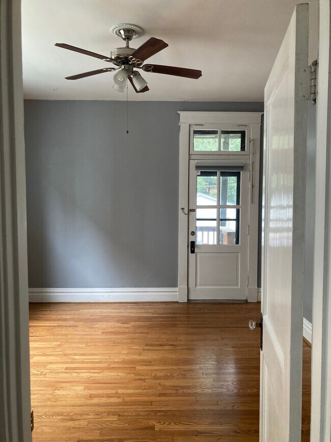large bedroom - 1104 Louisville Ave