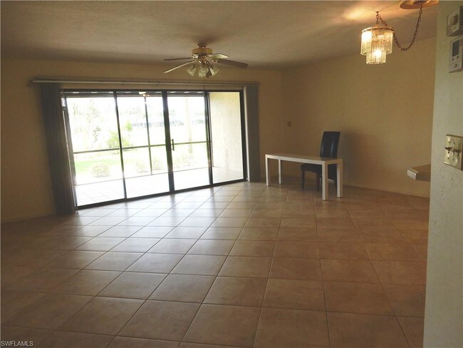 Foto del edificio - 7141 Golden Eagle Ct