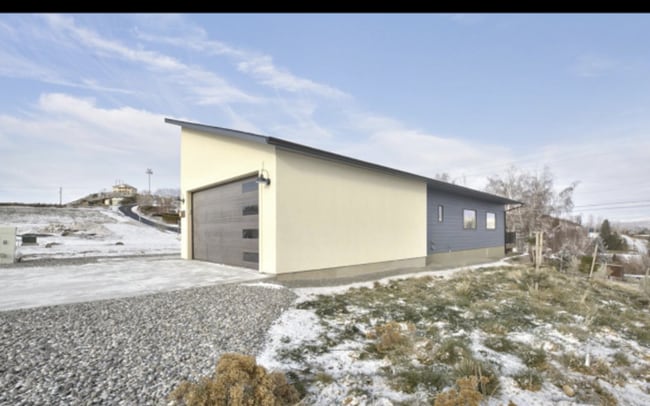 Foto del edificio - Selah 2br 2ba DBL Garage 5-star Built Green Energy Standards home!