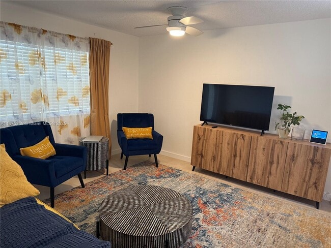 Building Photo - 682 Monaco Ct