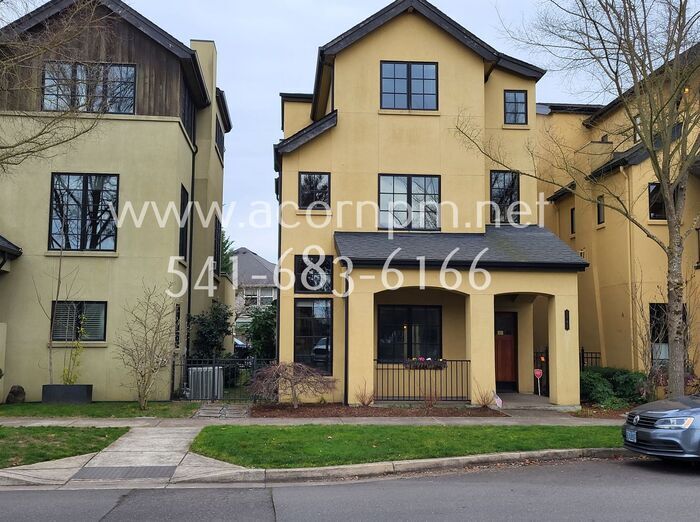 2 Bed 2.5 Bath Townhouse Townhouse for Rent in Eugene, OR