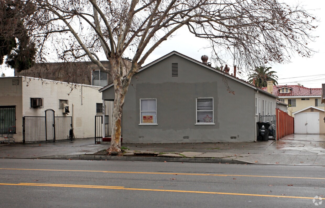 Building Photo - 5508-5510 York Blvd