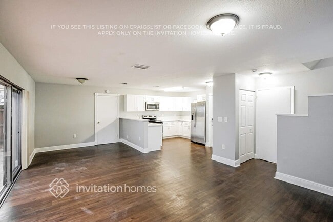 Building Photo - 14736 SW 92nd St