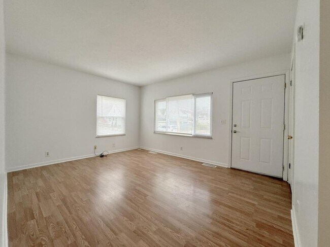 Building Photo - 2609 Bartlett St