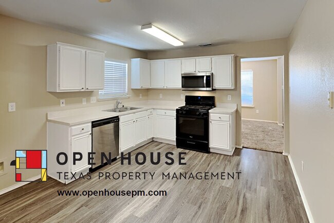 Foto del edificio - 7802 Dockside Dr Rowlett