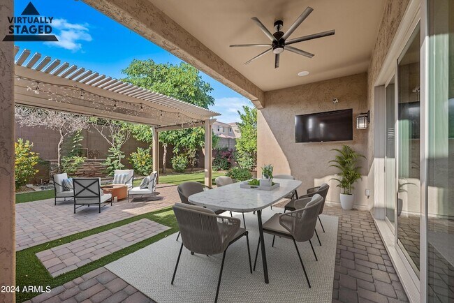 Foto del edificio - 3258 E Tina Dr