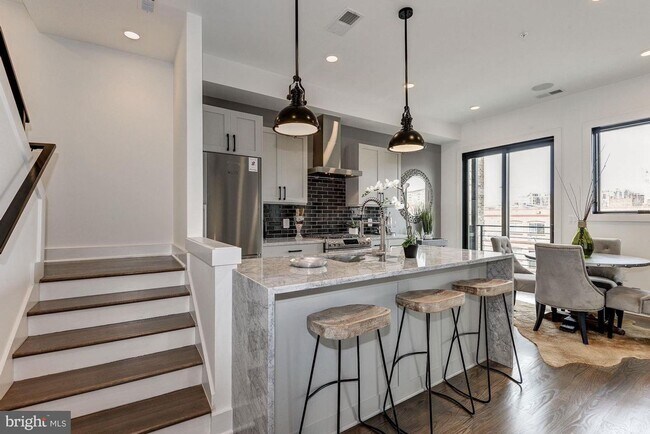 Foto del edificio - 2216 11th St NW