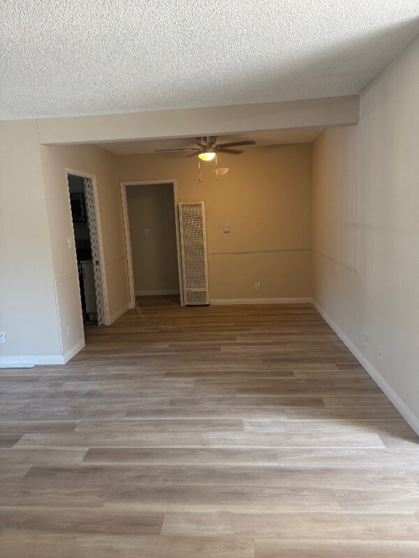 Foto del edificio - 4450 Murietta Ave