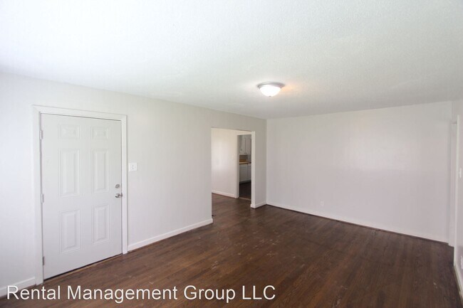 Foto del edificio - 3 br, 1 bath House - 7344 Paris Avunue