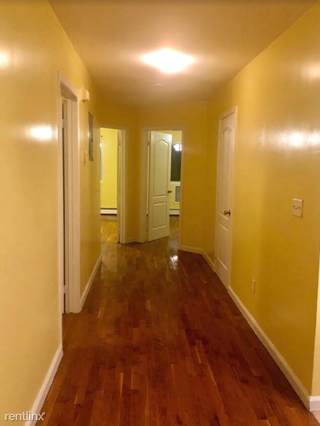 Building Photo - 3 br, 2 bath  - 2820 Albemarle Rd