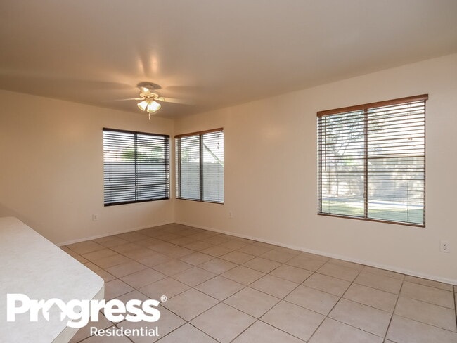 Building Photo - 6802 S 42nd Dr