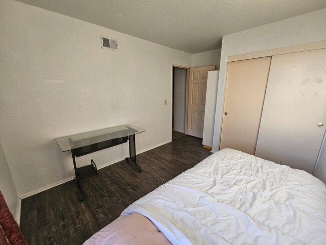 Building Photo - 11715 Thomas Hayes Ln