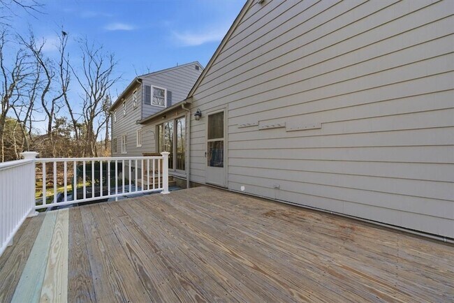 Building Photo - 86 Blueberry Dr