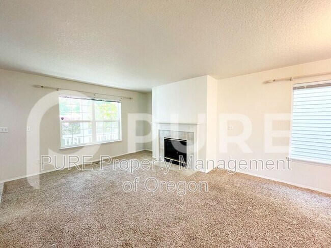 Building Photo - 16964 NW Desert Canyon Dr