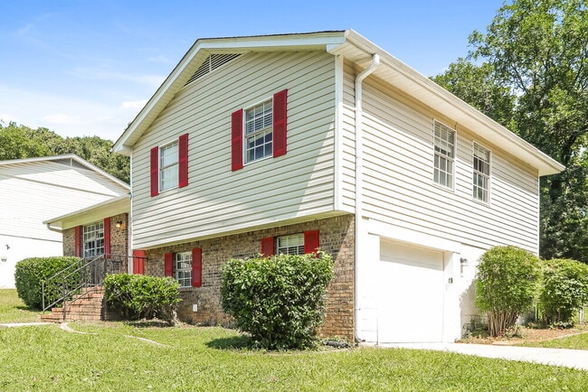 Building Photo - 1760 Sonia Dr