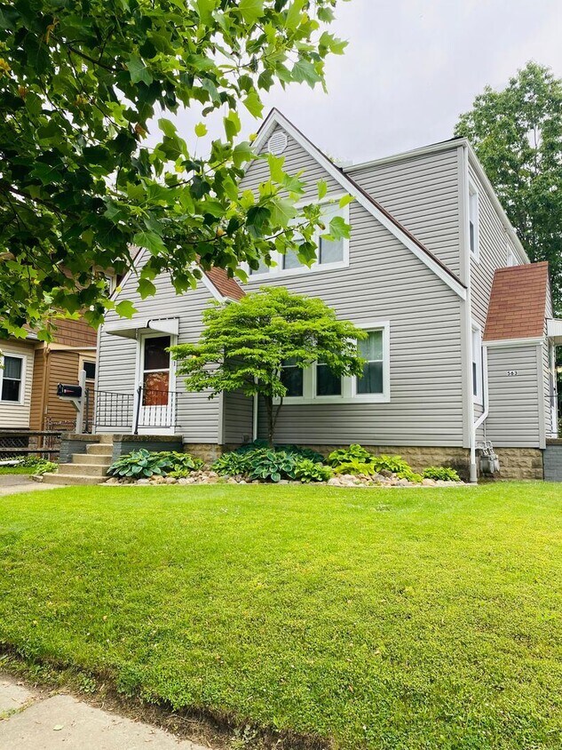 Primary Photo - 2 br, 1 bath House - 563 Baldwin Ave