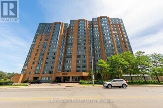 Building Photo - 300 Webb Dr
