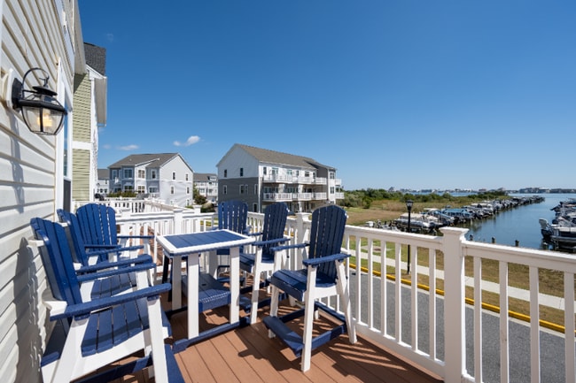 Building Photo - 9905 Seaside Ln