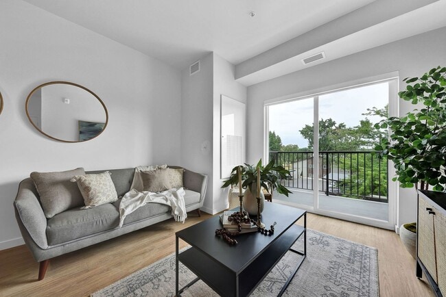 Interior Photo - The Betty