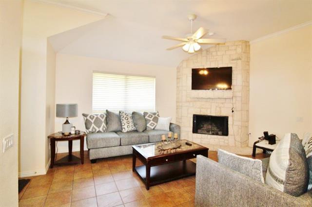 Foto del edificio - 5131 Trail Dust Ln